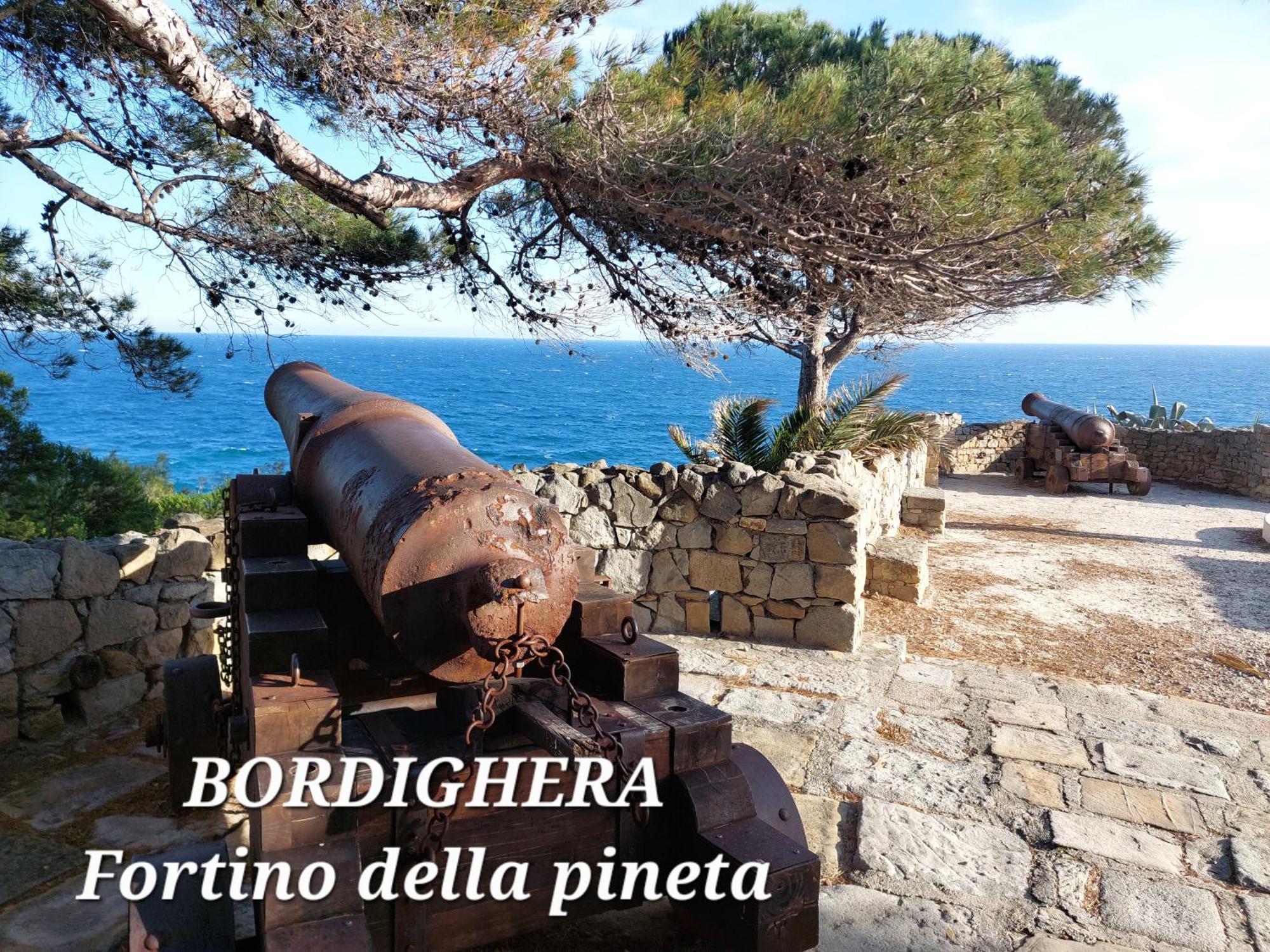 Emozioni Casa Vista Mare Bordighera Exterior photo